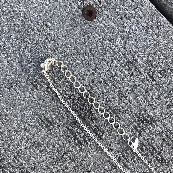 ☀️ Dove Necklace - Picture 3 of 7